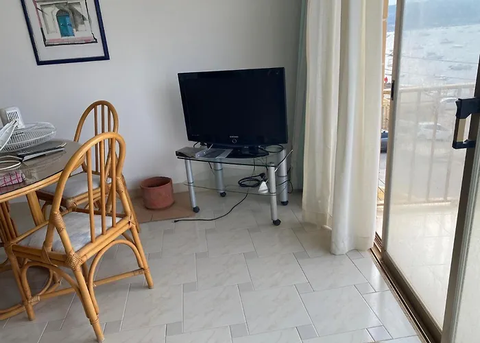 Sea Front At Bay, Malta! * Mellieha