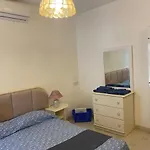 아파트 Sea Front At Bay, Malta!