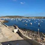 Sea Front At Bay, Malta! 멜리에하